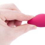 Svakom - Iris G-spot Vibrator hand