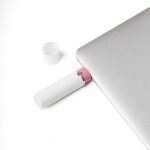 Magic Motion - Lotos Lipstick Vibrator met App laptop