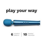 Le Wand - Petite Oplaadbare Massager Blauw standen