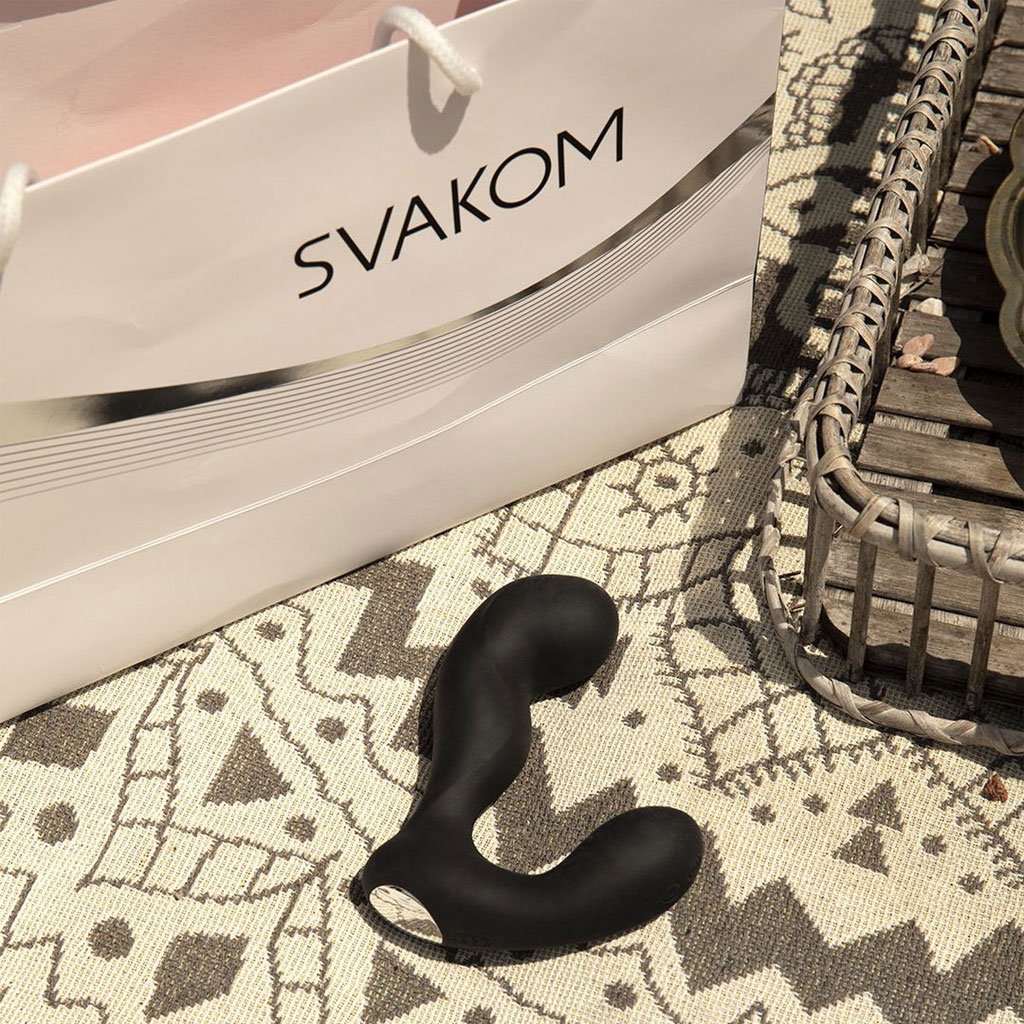 Svakom - Iker Prostaat Vibrator sfeer