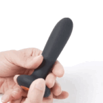 Svakom - Primo Verwarmende Plug Vibrator - Zwart gebruik
