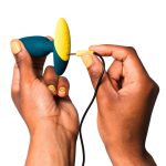 ROMP - Bass Vibrerende Buttplug opladen