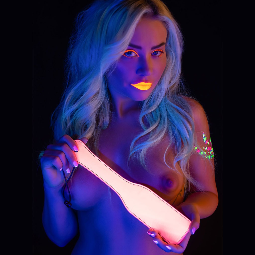 Taboom - Glow in the Dark Paddle Roze