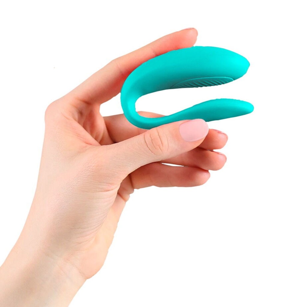 We-Vibe - Sync Lite Vibrator met App - Mint Groen hand