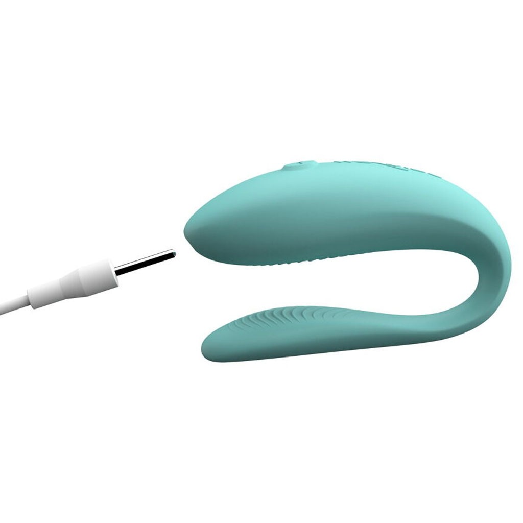 We-Vibe - Sync Lite Vibrator met App - Mint Groen opladen