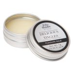Fifty Shades of Grey x Womanizer - Desire Blooms Couple's Kit open