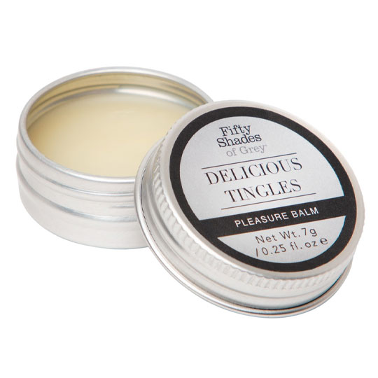 Fifty Shades of Grey x Womanizer - Desire Blooms Couple's Kit open