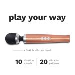 Le Wand - Die Cast Oplaadbare Massager Goud standen