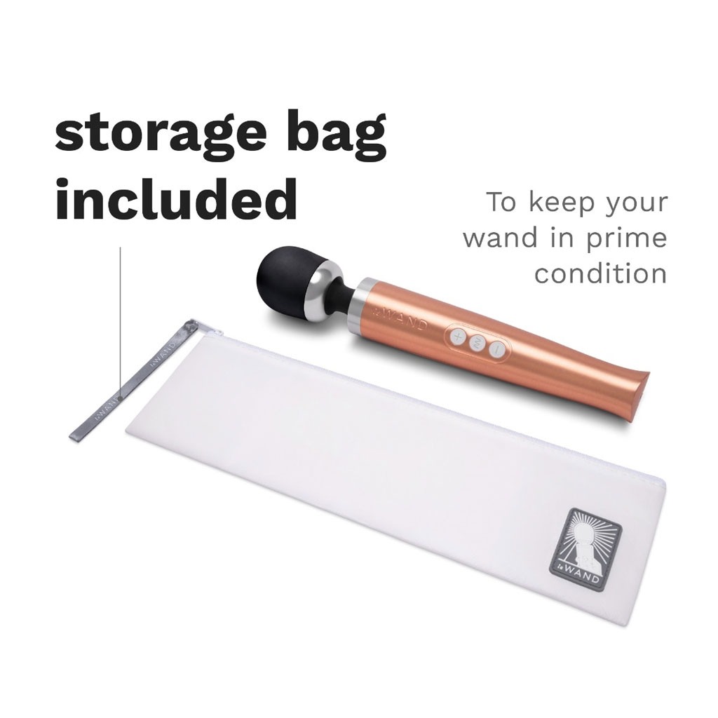 Le Wand - Die Cast Oplaadbare Massager Goud opbergen