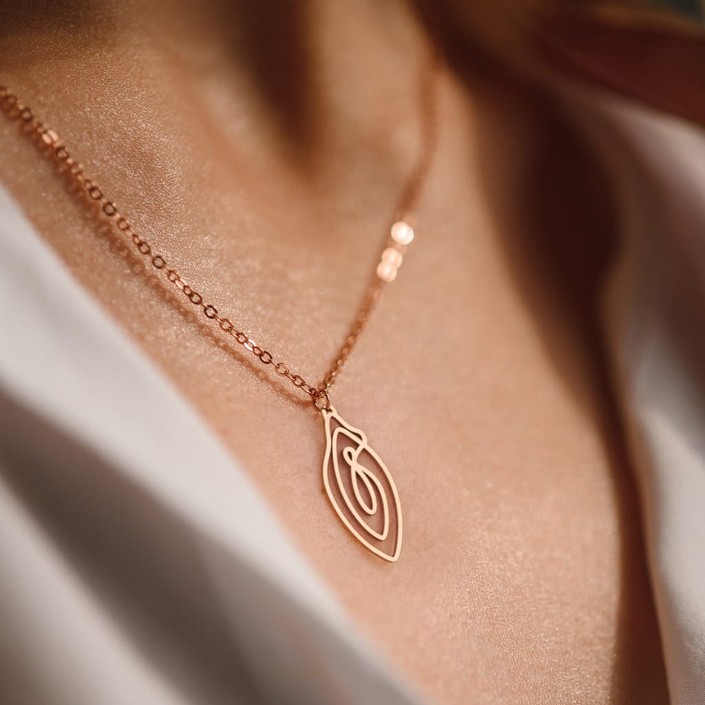 Biird - Vulva ketting